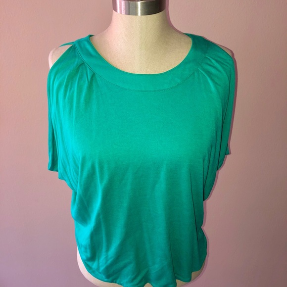 Bebe Backless Top - Picture 3 of 5